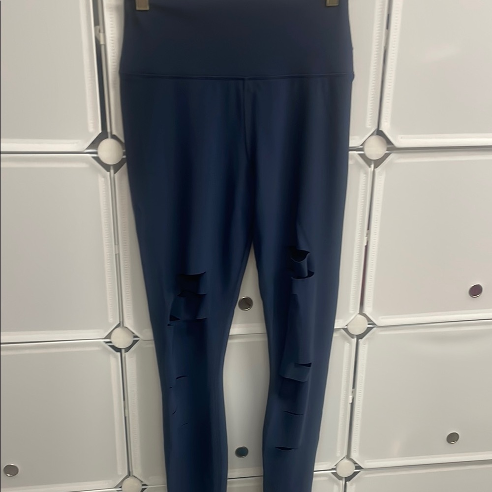 ALO Yoga Navy Leggings with Cut-Out Design
